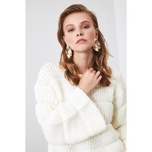 Trendyol Ekru Knitted Detailed Knitwear Sweater vyobraziť