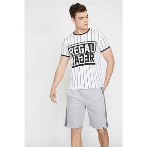 Koton Men's Black Crew Neck Short Sleeve Striped T-shirt vyobraziť