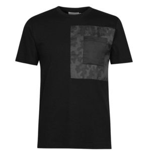 Calvin Klein Camo Pocket T Shirt vyobraziť