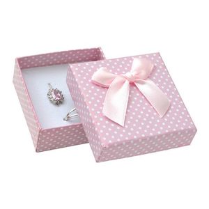 JK Box Darčeková krabička na súpravu šperkov KK-4 / A6 vyobraziť