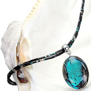 Lampglas Tajomný náhrdelník Deep Sea s perlou Lampglas s rýdzim striebrom NP 11 vyobraziť