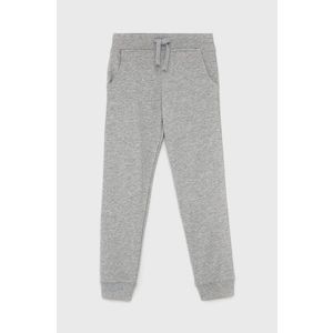 Detské nohavice Guess šedá farba, jednofarebné vyobraziť