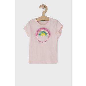Detské bavlnené tričko United Colors of Benetton ružová farba vyobraziť