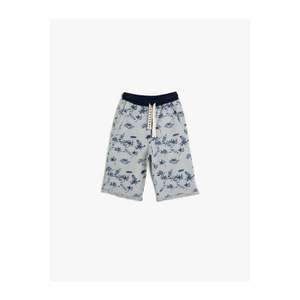 Koton Boy's Ecru Patterned Thin Sweat Fabric Short with Ribbed Waist and Corded Pockets vyobraziť