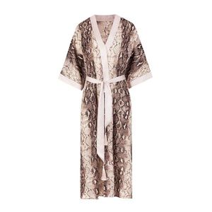 Suzana Perrez Woman's Cover Up Kimono Lamai Koh Samui vyobraziť