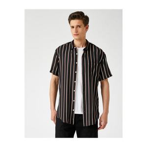 Koton Short Sleeve Shirt Striped vyobraziť