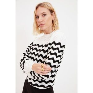 Trendyol Ecru Openwork Striped Knitwear Sweater vyobraziť