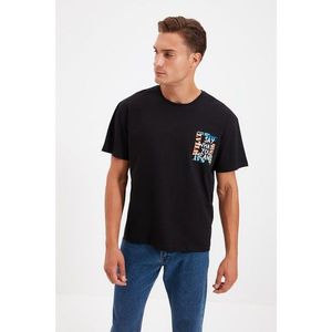 Trendyol Black Men's T-Shirt vyobraziť