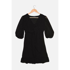 Trendyol Black Fabric Textured Dress vyobraziť