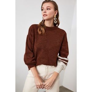 Trendyol Brown Sleeve Detailed Sweater vyobraziť