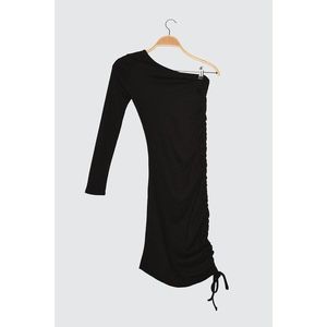 Trendyol Black Single Sleeve Butt Detailed Knitted Dress vyobraziť