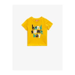 Koton Baby Boy Yellow Written Short Sleeve Crew Neck Cotton T-Shirt vyobraziť
