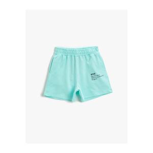 Koton Girl's Green Shorts vyobraziť