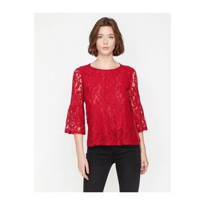 Koton Women's Red Lace Detailed T-Shirt vyobraziť