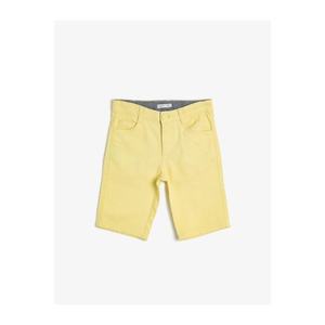 Koton Boy Yellow Pocket Detailed Shorts vyobraziť