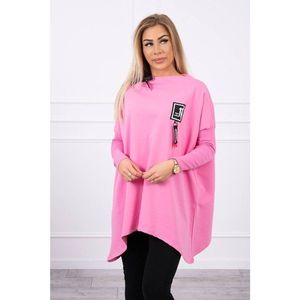Oversize sweatshirt with asymmetrical sides light pink vyobraziť