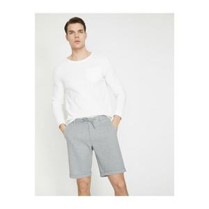 Koton Men's Gray Normal Waist Pocket Detailed Shorts vyobraziť