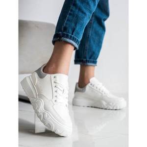 SMALL SWAN WHITE SNEAKERS WITH ECO LEATHER vyobraziť