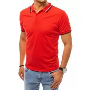 Pánske tričko s golierom červené elegancie vyobraziť