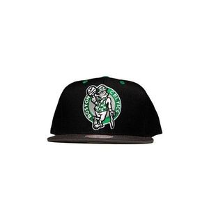 Mitchell & Ness cap snapback Boston Celtics black XL Iridescent Snapback - Uni vyobraziť