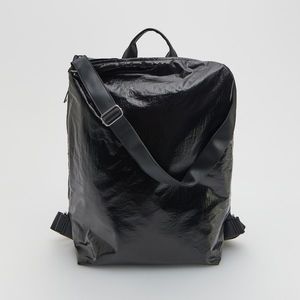 Reserved - Univerzálny ruksak - Čierna vyobraziť