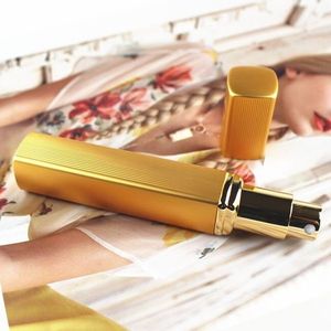 Flakónik na parfém Shinny-Zlatá KP8142 vyobraziť