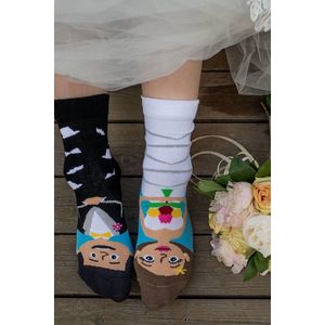 Viacfarebné ponožky Nevesta a Ženích vyobraziť