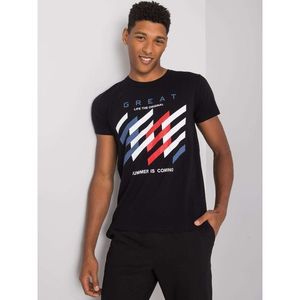 Black men's t-shirt with a colorful print vyobraziť