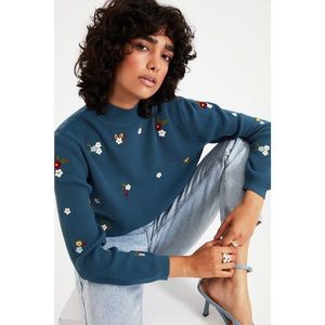 Trendyol Indigo Embroidered Knitwear Sweater vyobraziť