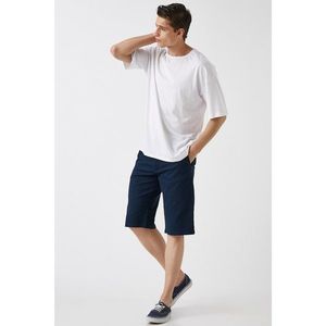Koton Men's Adult Blue Striped Shorts & Bermuda vyobraziť