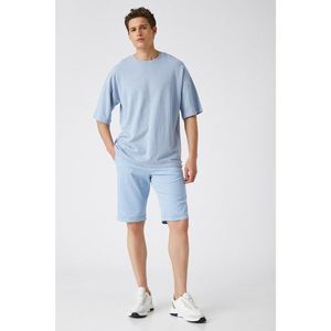 Koton Men's Adult Beige Patterned Shorts & Bermuda vyobraziť
