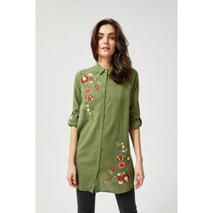 Long shirt with floral embroidery vyobraziť