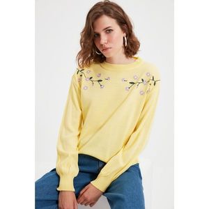 Trendyol Yellow Embroidered Detailed Knitwear Sweater vyobraziť