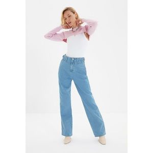 Trendyol Blue Belt Detailed High Waist Mom Jeans vyobraziť