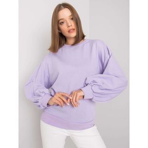 Purple sweatshirt with a cutout on the back vyobraziť