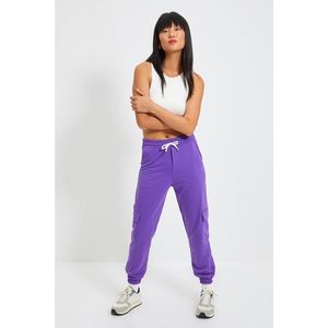 Trendyol Purple Cargo Pocket Basic Jogger Knitted Sweatpants vyobraziť