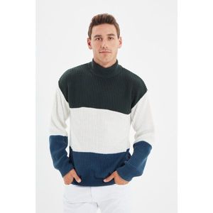 Trendyol Green Men's Slim Fit Half Turtleneck Paneled Knitwear Sweater vyobraziť