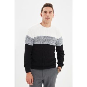 Trendyol Black Men's Slim Fit Crew Neck Block Sweater vyobraziť