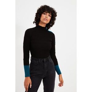 Trendyol Black Button Color Block Knitwear Sweater vyobraziť