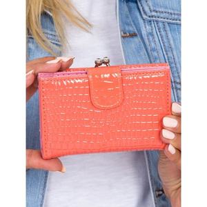 Women's salmon wallet with a flap vyobraziť