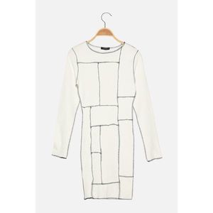 Trendyol White Stitching Detailed Knitted Dress vyobraziť