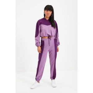 Trendyol Lilac Color Block Hooded Knitted Tracksuit Set vyobraziť