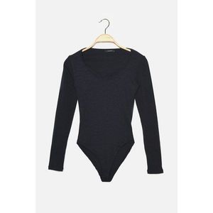 Trendyol Navy Blue Ribbed Heart Collar Fitted Knitted Body vyobraziť