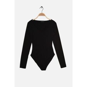 Trendyol Black Ribbed Heart Collar Fitted Knitted Body vyobraziť