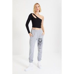 Trendyol Gray Printed Knitted Sweatpants vyobraziť
