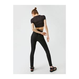 Koton Women's BLACK Carmen Jean - High Waist Slim Fit Slim Leg Pants vyobraziť