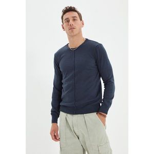 Trendyol Navy Blue Men's Slim Fit Crew Neck Sweater vyobraziť