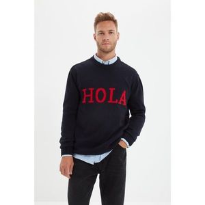 Trendyol Navy Blue Men's Slim Fit Hola Letter Detailed Sweater vyobraziť