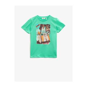Koton Boys' Mint Short Sleeve Cotton T-Shirt vyobraziť