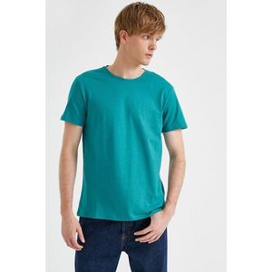 Koton Men's Mint Green T-Shirt vyobraziť